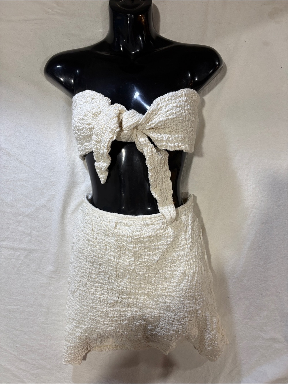 Princess Polly Ivory Textured Two Piece Crop Top Skirt Set Size 6